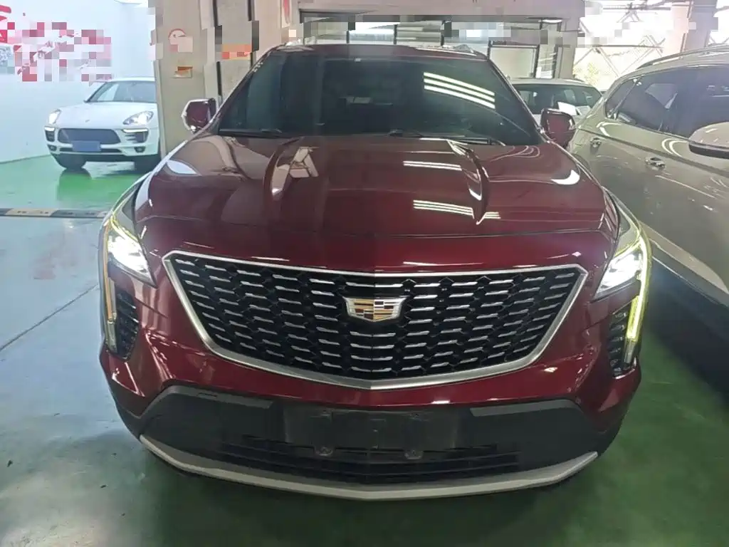 Cadillac XT4 2019 2018 28T FWD Leading Edition