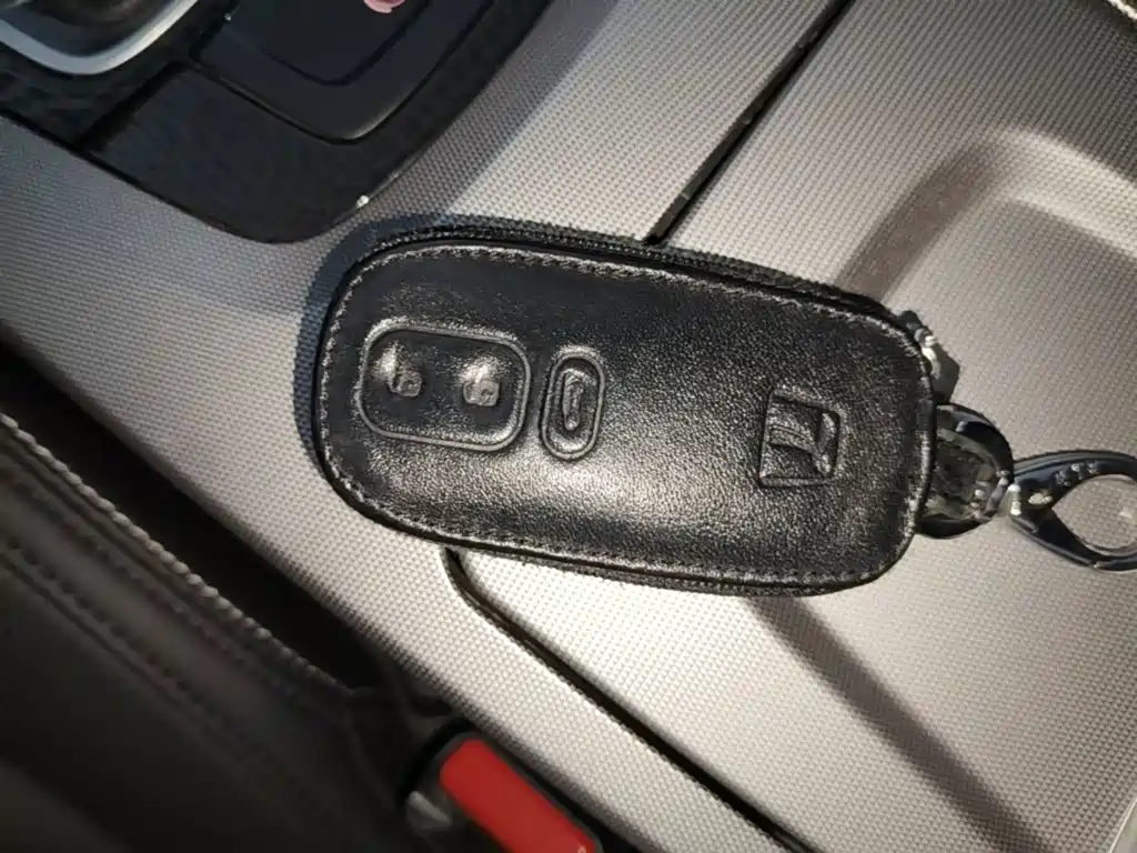 Luxgen U6 SUV 2015 2014 2.0T Wisdom Premium