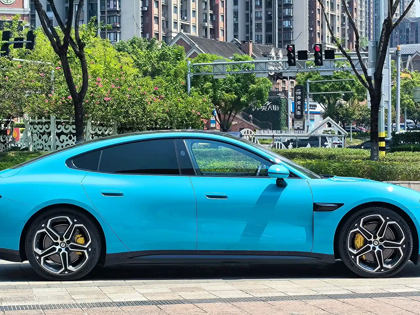 Xiaomi Auto Xiaomi SU7 2024 AWD Extended Range Advanced Smart Driving Max Edition фото 8