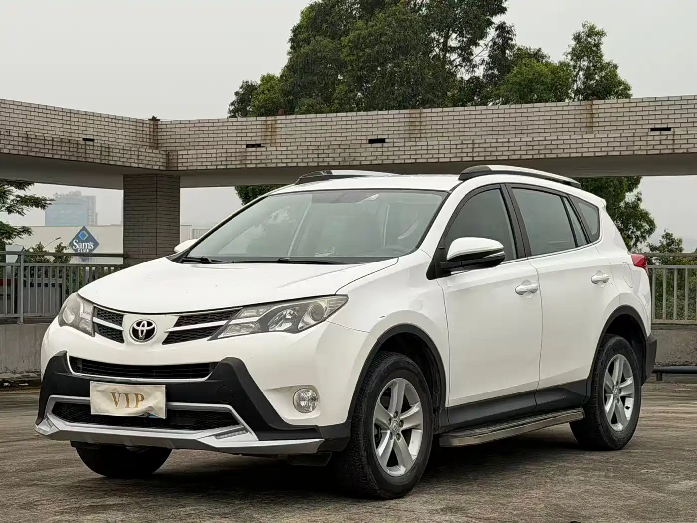Toyota RAV4 Rongfang 2013 2.0L CVT 2WD Urban