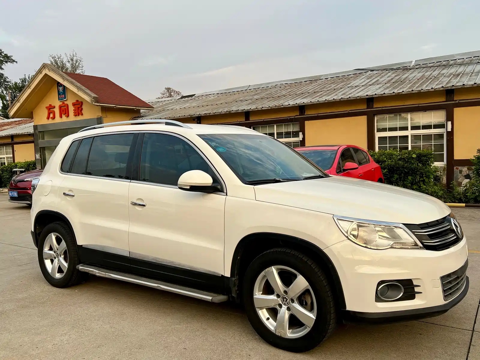 Фото 3 - Volkswagen Tiguan