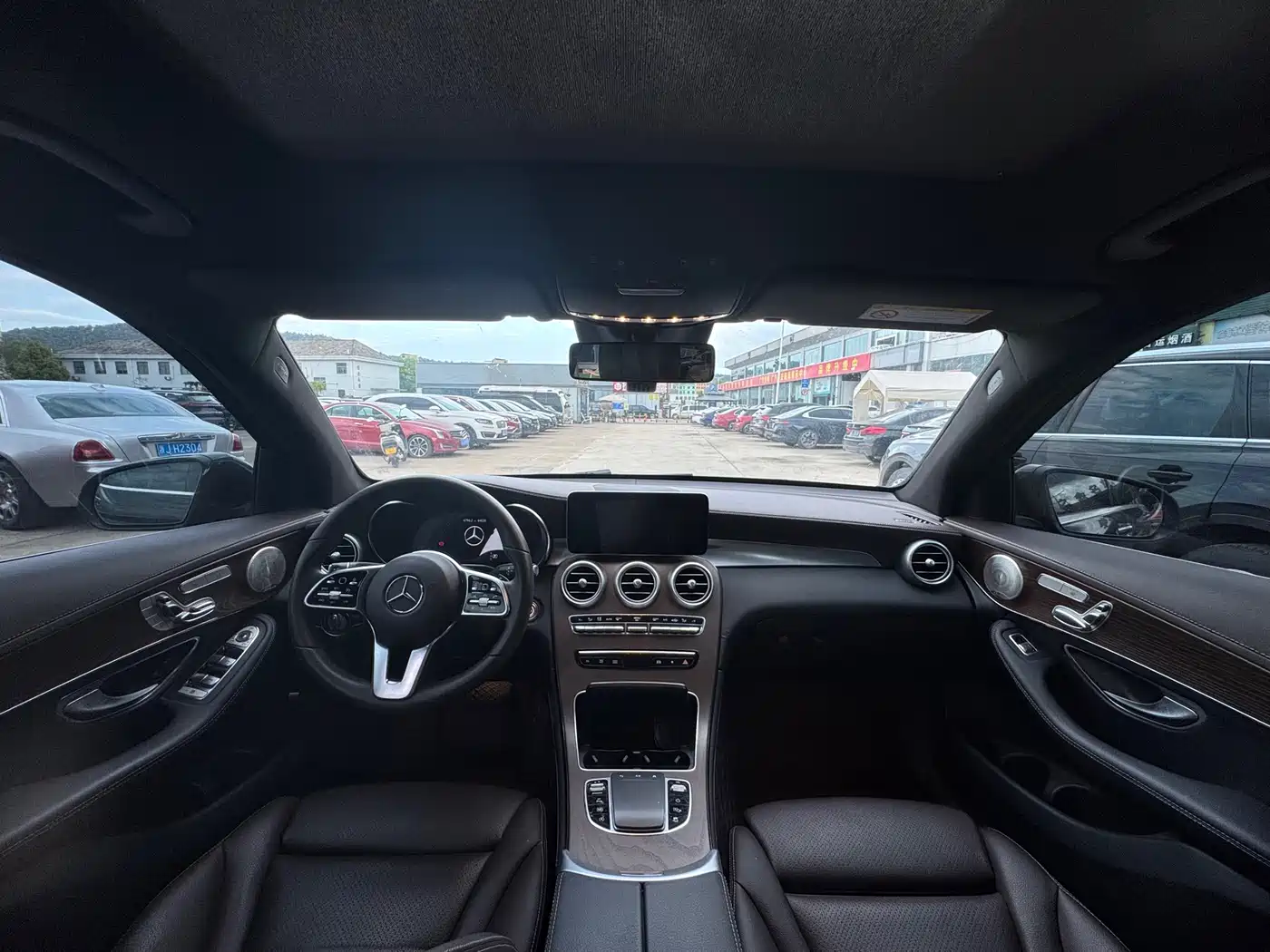 Mercedes-Benz GLC 2022 Model GLC 300 L 4MATIC Dynamic Edition фото 6