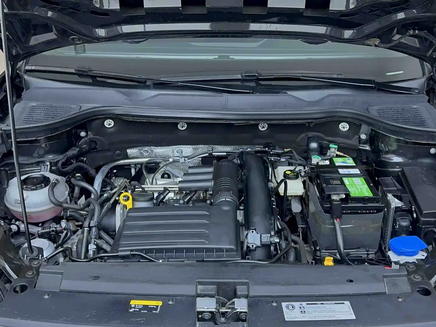 VOLKSWAGEN TUYUE