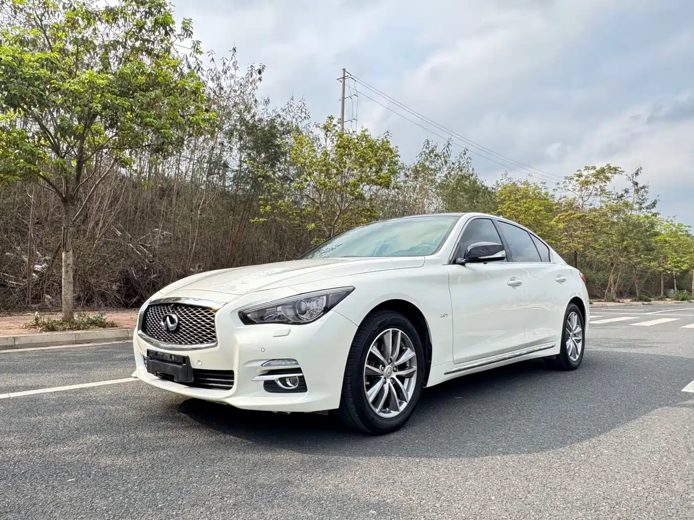 Infiniti Q50L 2017 2016 Model 2.0T Joy Edition