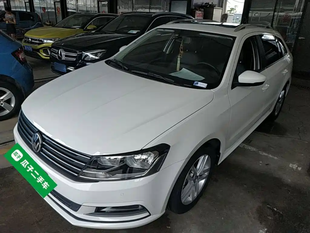 Volkswagen Lavida Tour 2017 2017 1.6L Automatic Comfort Edition