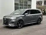 Фото 1 - Roewe iMAX8