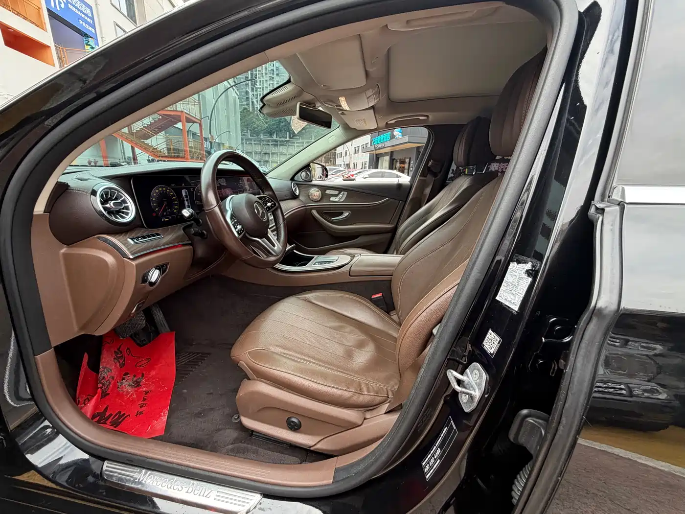 Mercedes-Benz E-Class 2019 Facelift E 300 L Luxury фото 4