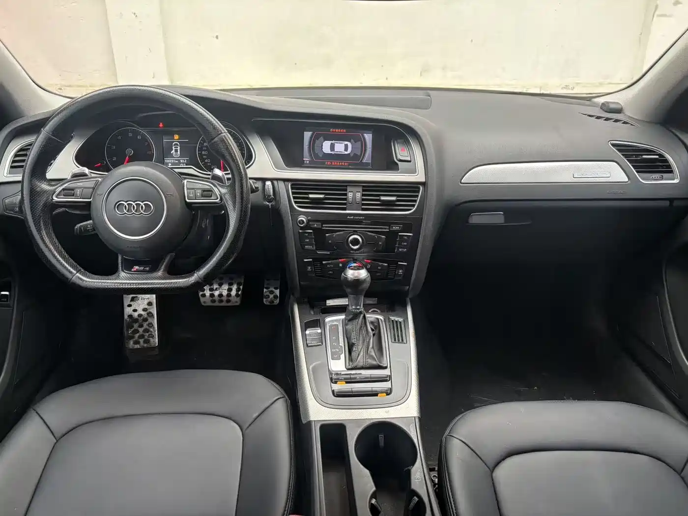 Audi A4L 2013 40 TFSI quattro Personality Sport фото 7