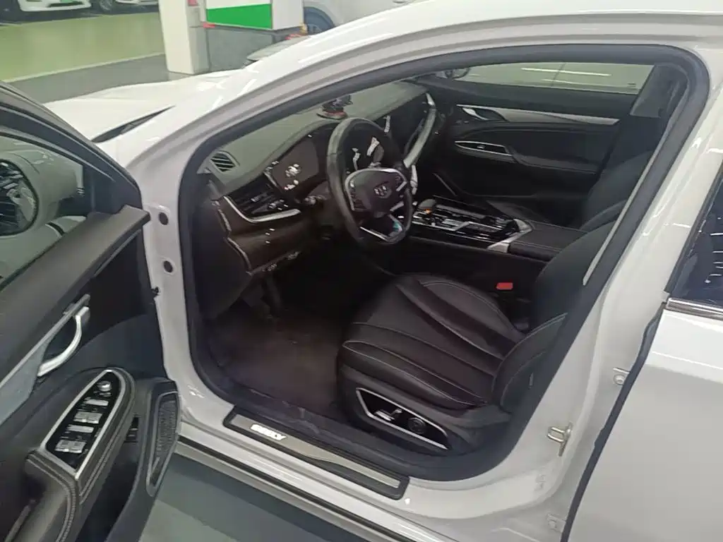 Geely Borui PHEV 2019 2018 1.5T PHEV Glory Edition