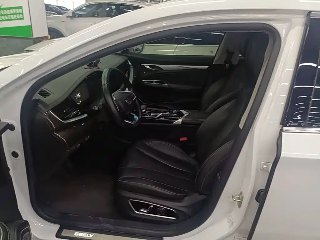 Geely Borui PHEV 2019 2018 1.5T PHEV Glory Edition