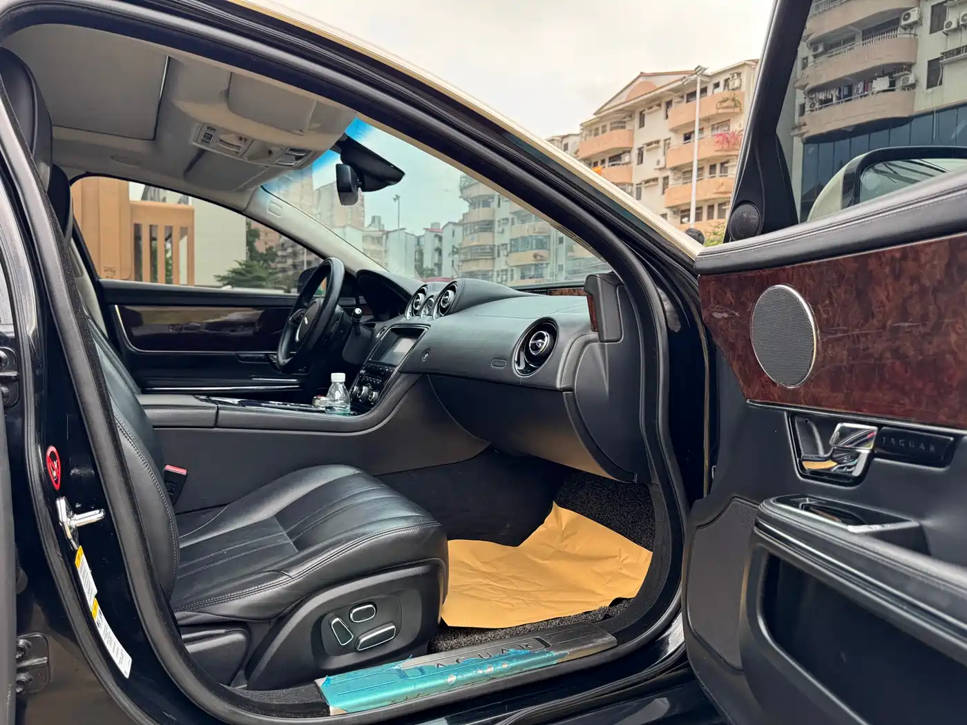 Jaguar XJ 2013 2012 XJL 3.0 Panorama Business