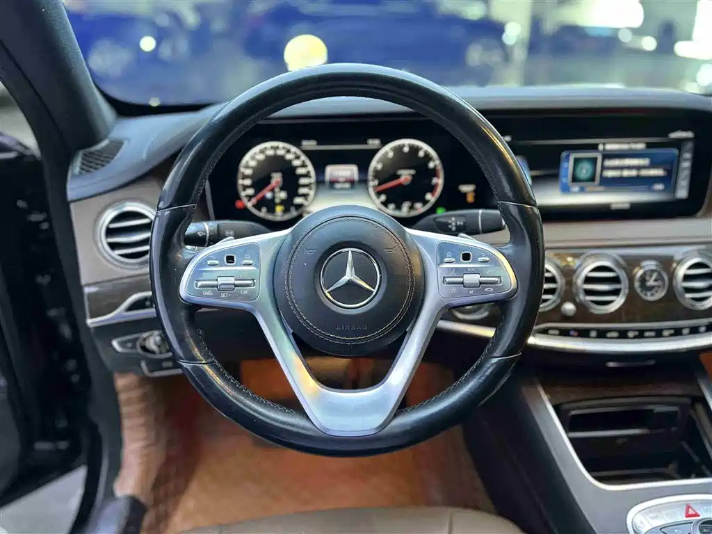 Mercedes-Benz S-Class 2018 S 320 L фото 9