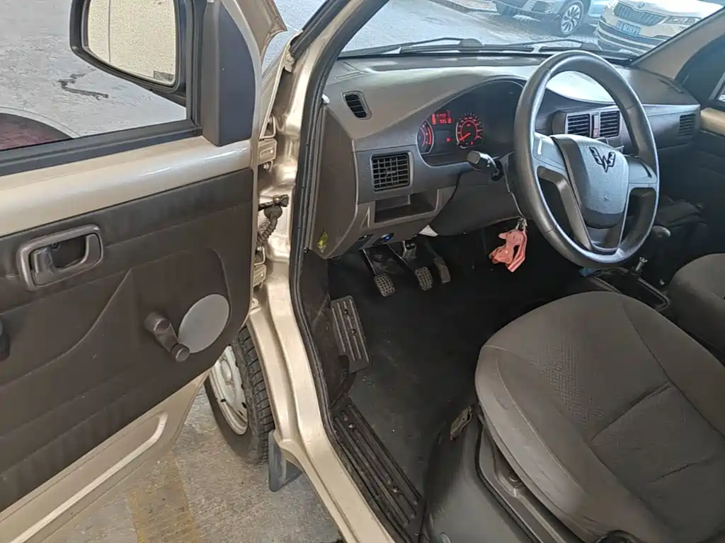Wuling Motors Wuling Rongguang 2021 2021 1.5L Extended Basic L3C