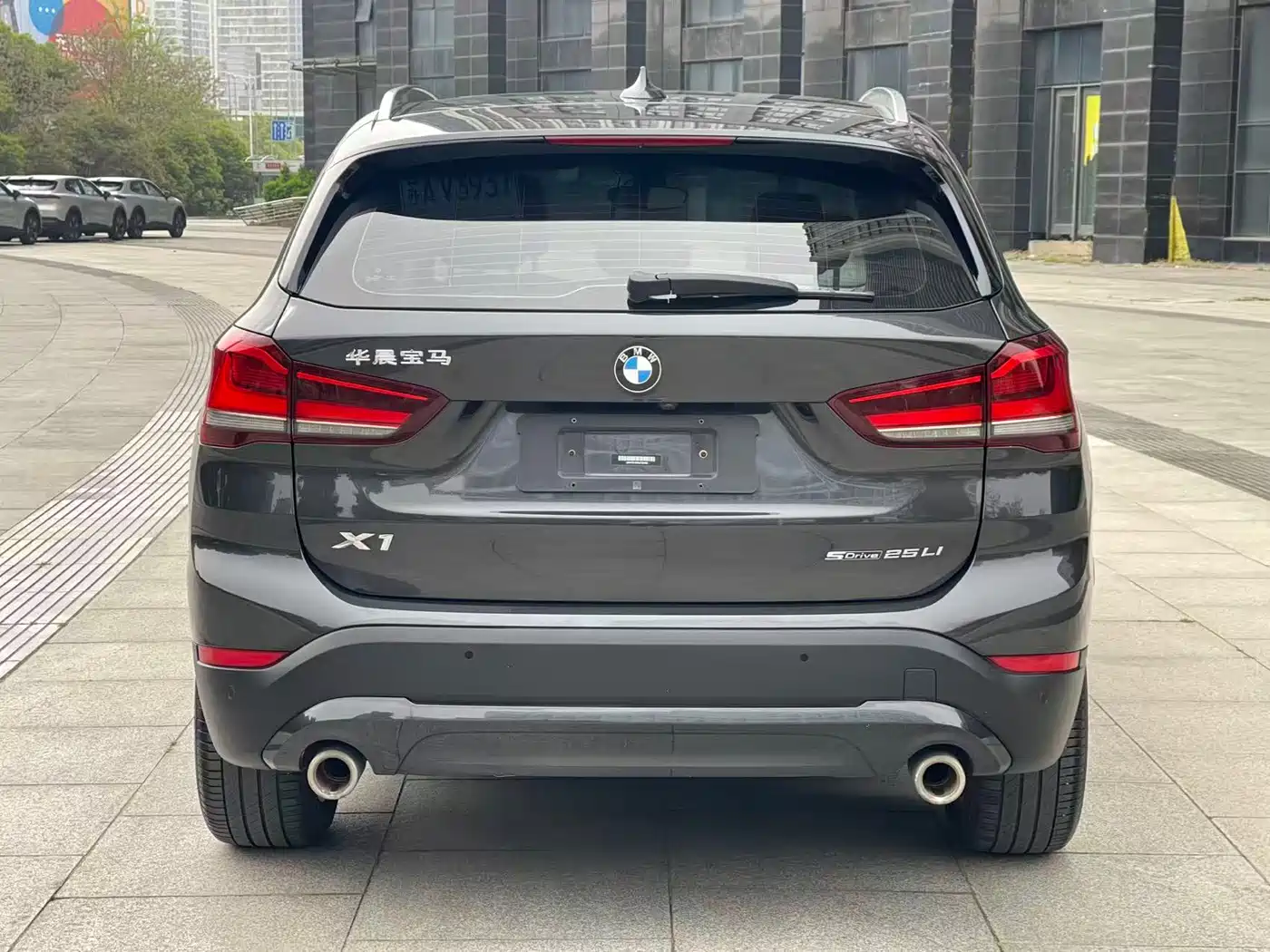 BMW X1 2021 sDrive25Li Leading фото 5