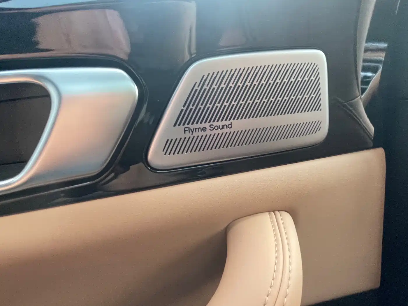 Geely Galaxy Galaxy A7 2025 EM-i фото 13