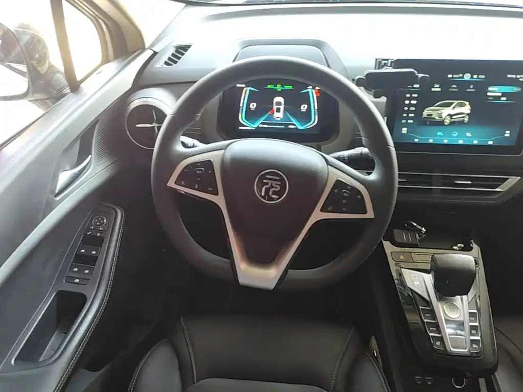 BYD Yuan New Energy 2020 2019 EV535 Smart Connected Trend Leader Type