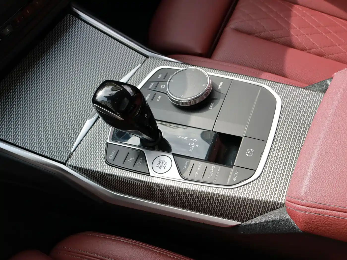 BMW 3 Series 2021 325i M Sport Night Edition фото 8
