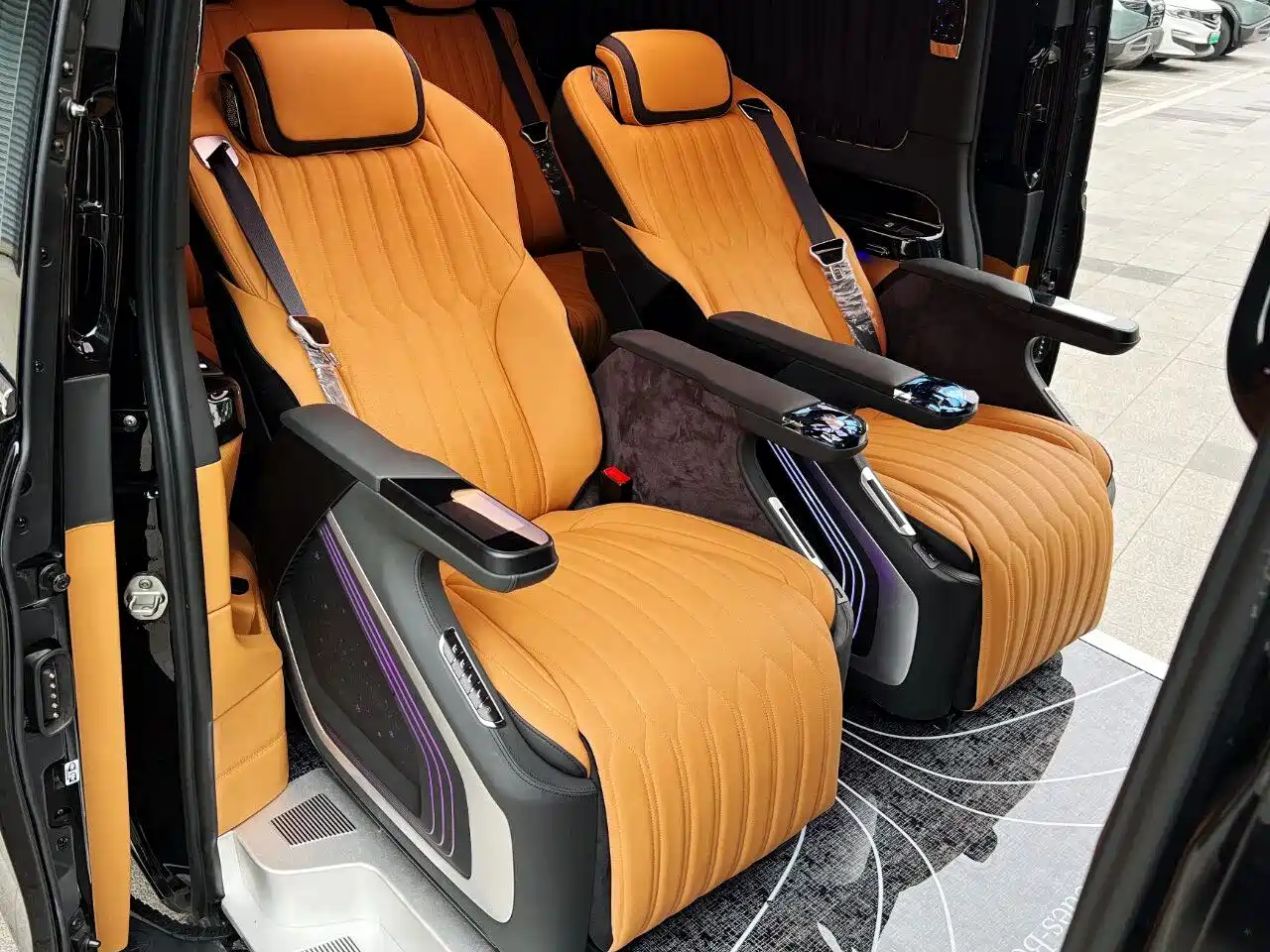 Mercedes-Benz Vito 2020 2.0T Business Edition (7-seater) фото 6