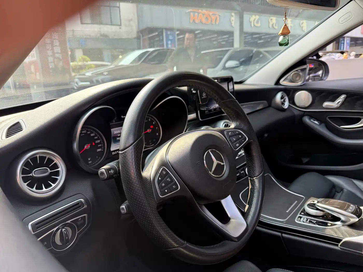 Mercedes-Benz C-Class (Import) 2018 C 200 Estate фото 13