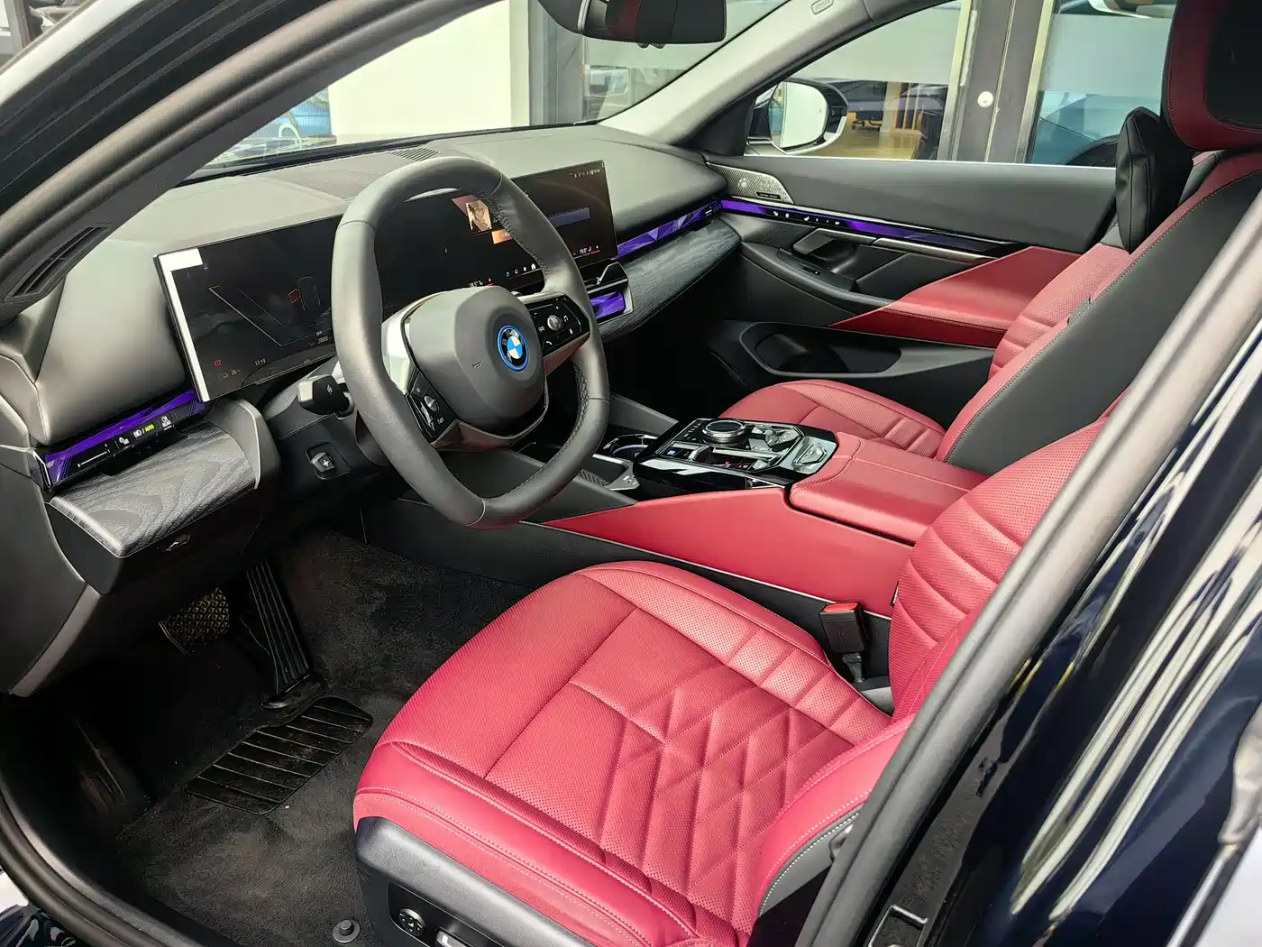 BMW i5 2024 eDrive 35L Premium Luxury Package фото 7