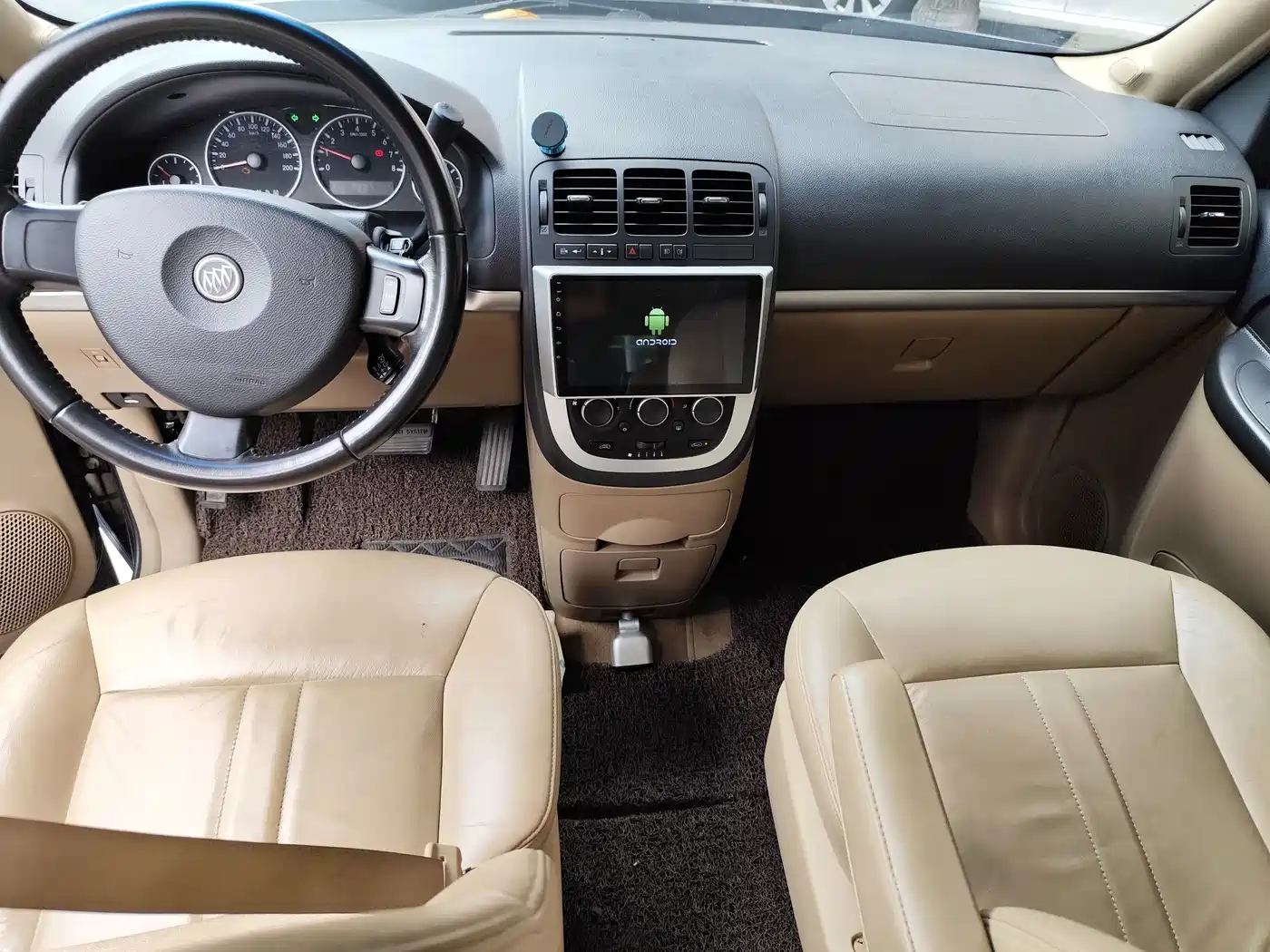 Фото 5 - Buick GL8