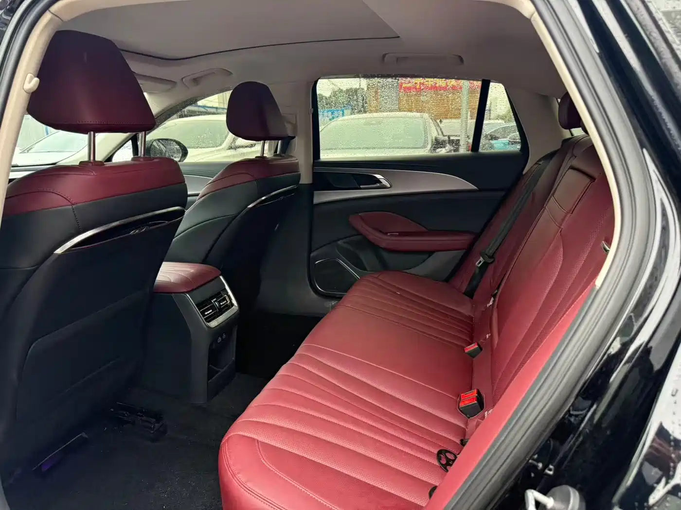 Hongqi H5 2023 1.5T DCT Smart Connect Flag Rhythm фото 5
