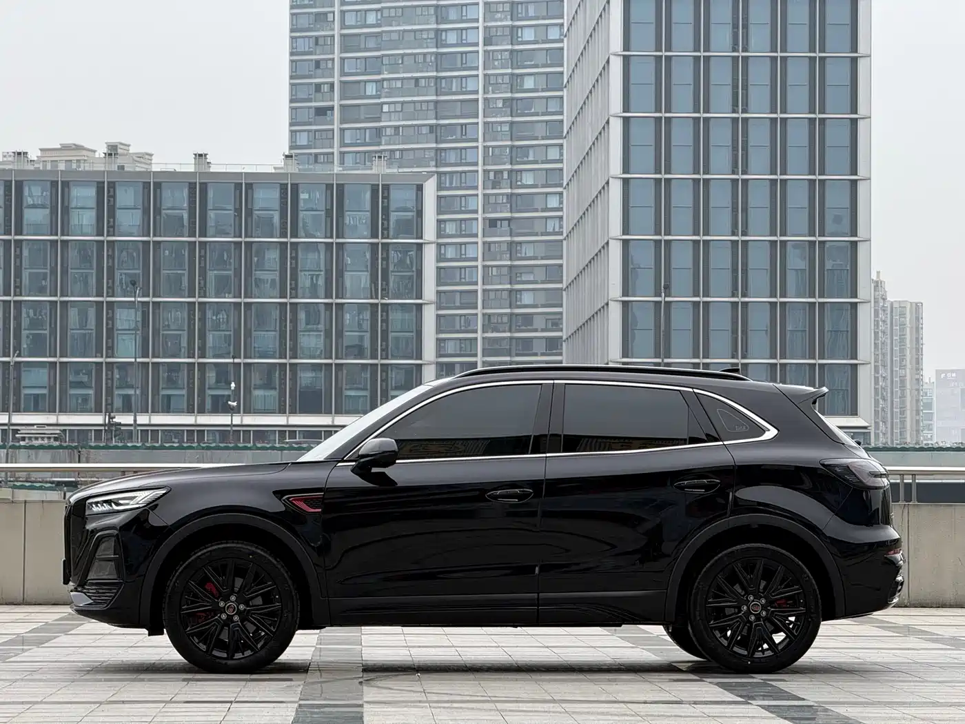 Hongqi HS5 2026 2.0T 2WD Mystic Shadow Edition фото 2