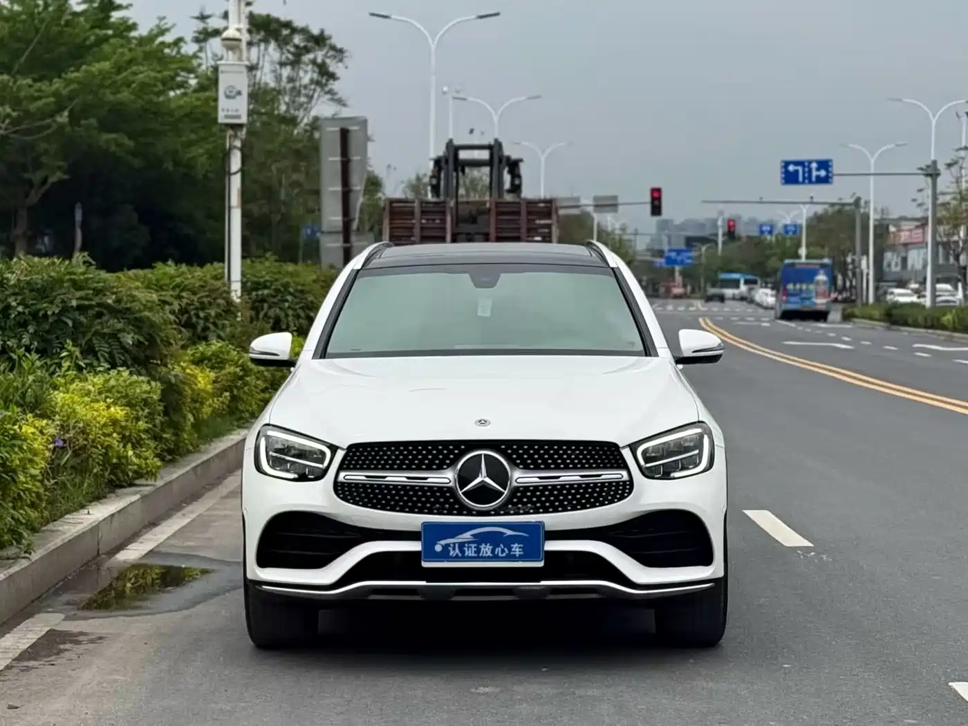 Mercedes-Benz GLC 2020 GLC 260 L 4MATIC Luxury фото 2