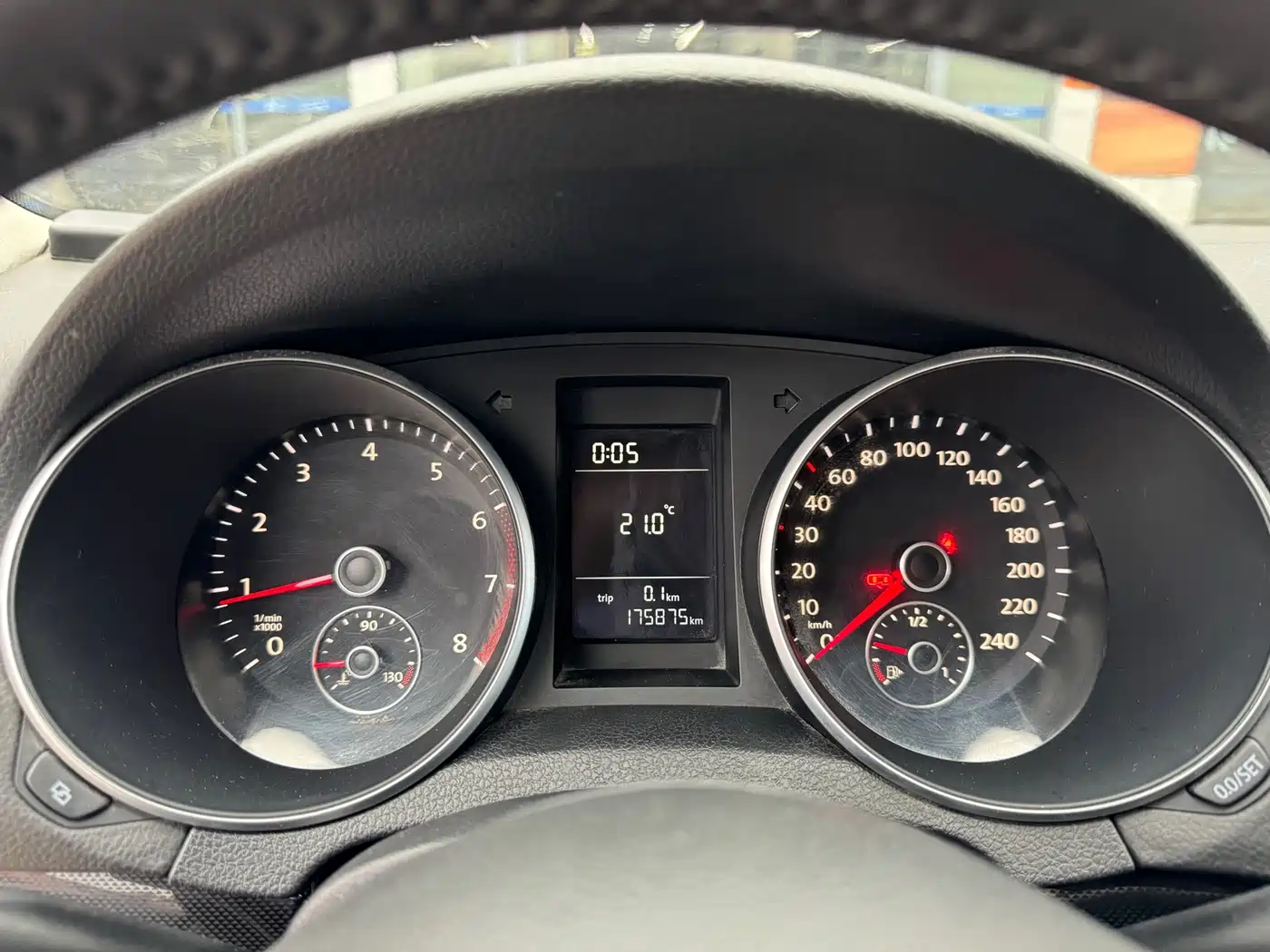 Volkswagen Golf 2012 1.6 Manual Comfort Type фото 10