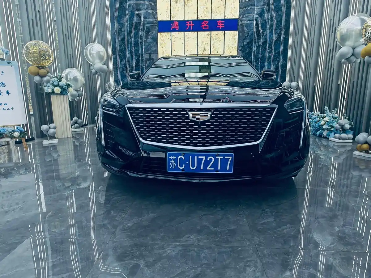 CADILLAC CT6