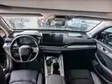 Фото 6 - Geely Preface