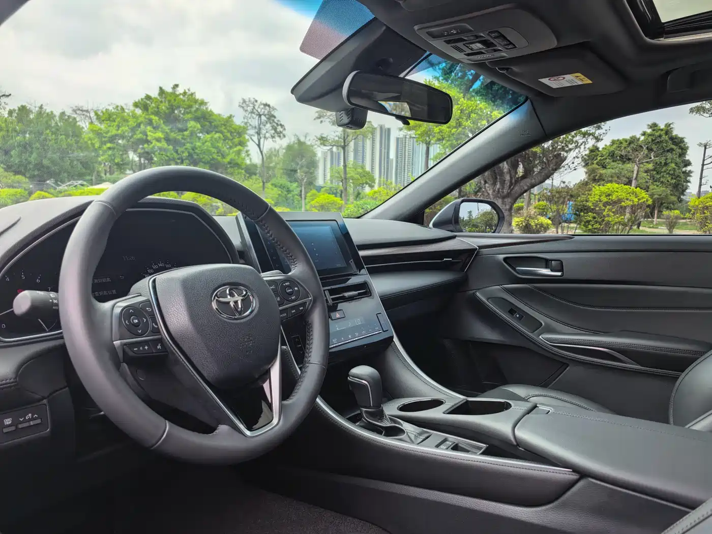 Toyota Avalon 2024 Model 2.0L Premium Selection Edition фото 11