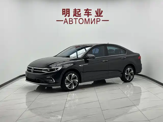 Volkswagen Bora 2023