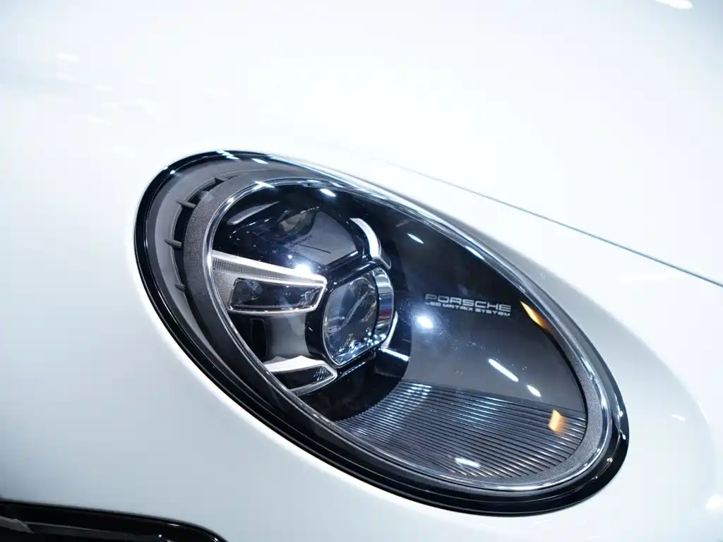Фото 50 - Porsche 911