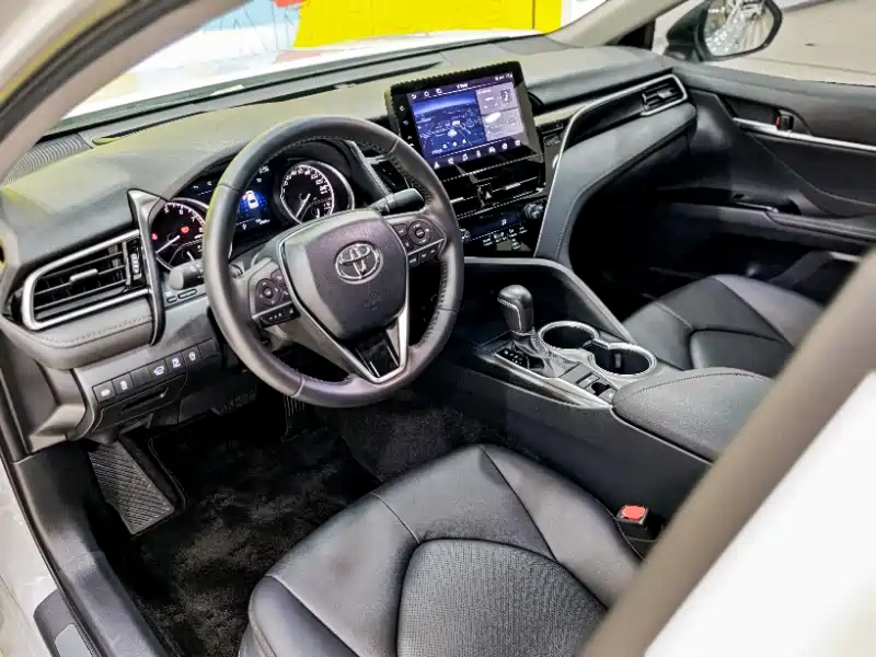 Toyota Camry 2023 2.0G Luxury Edition фото 11