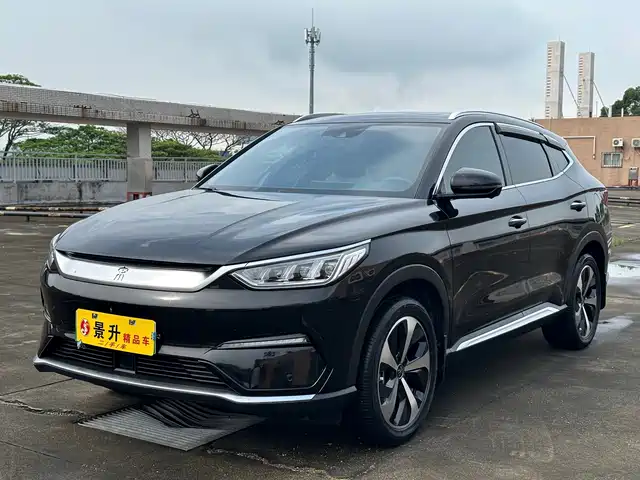 BYD Song PLUS EV, Флагман
