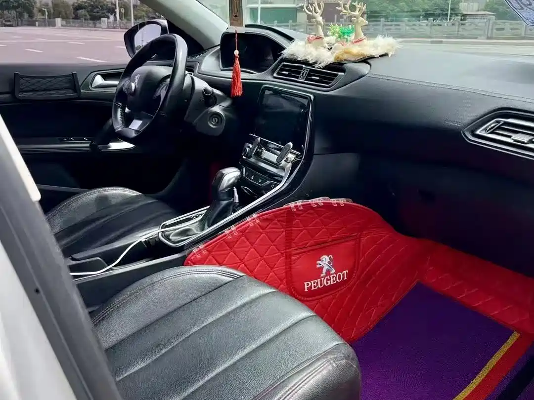 Peugeot 308 2016 1.6L Automatic Fashion фото 6