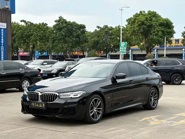 BMW 5 Series (Import) 2023