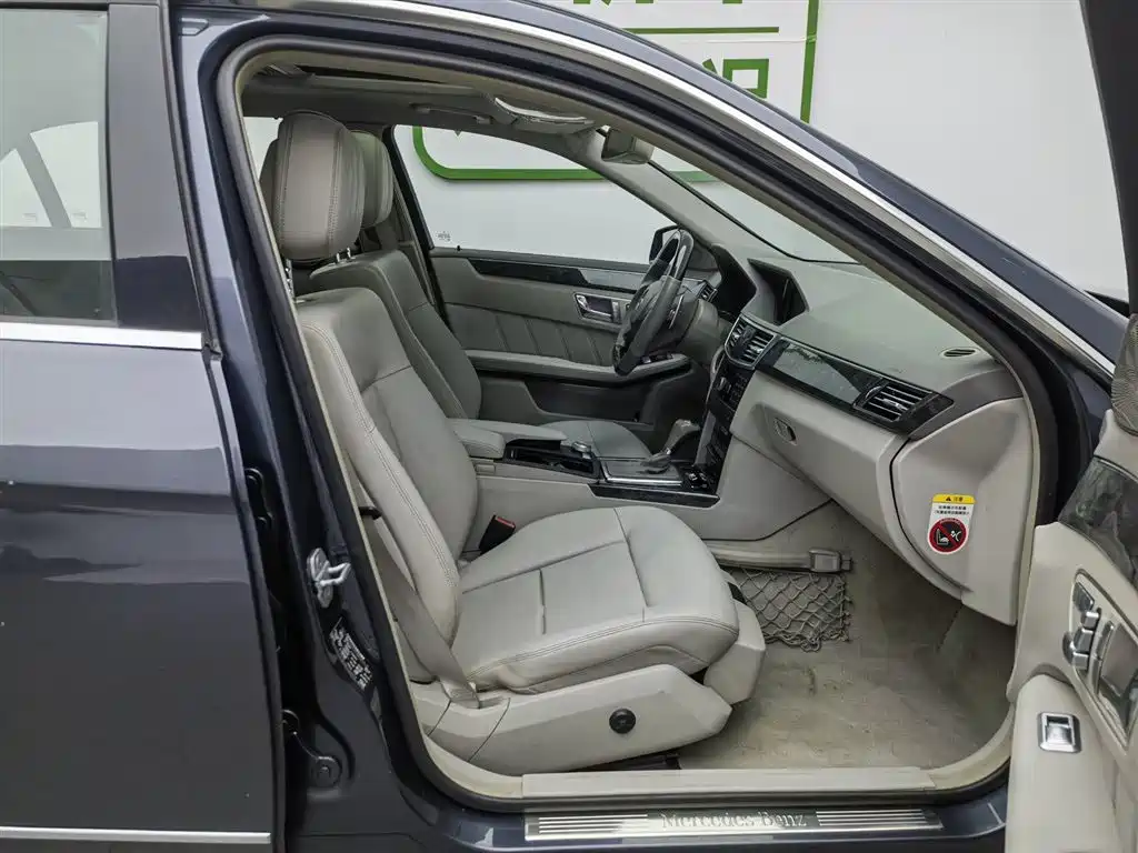 Mercedes-Benz E-Class 2010 E 260 L CGI Elegance фото 23