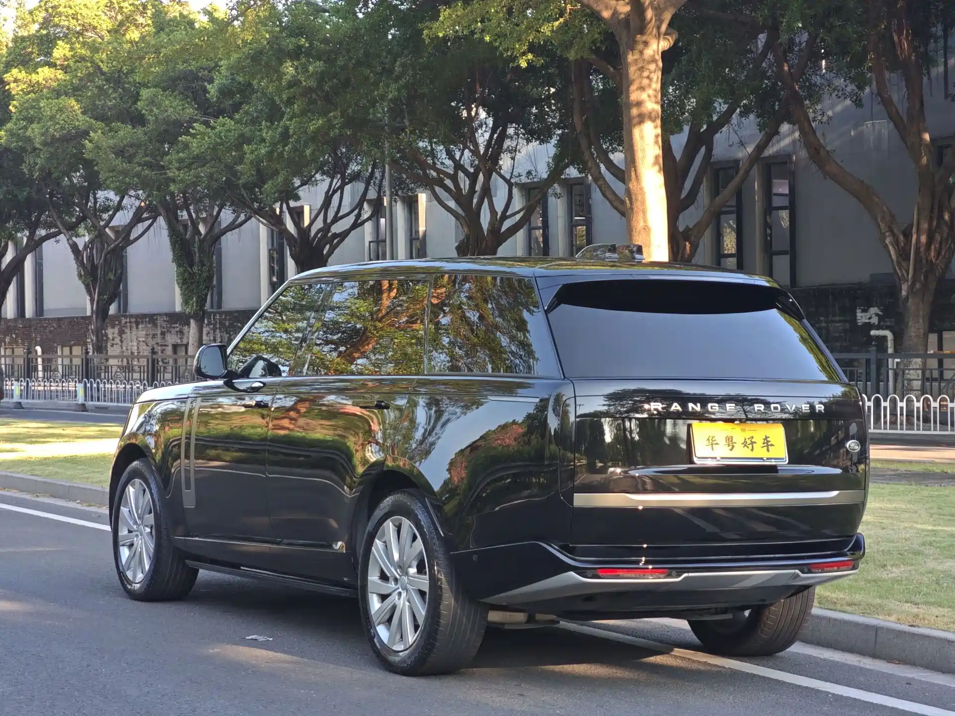 Фото 4 - Land Rover Range Rover