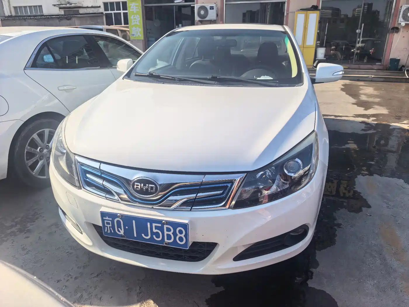 BYD E5