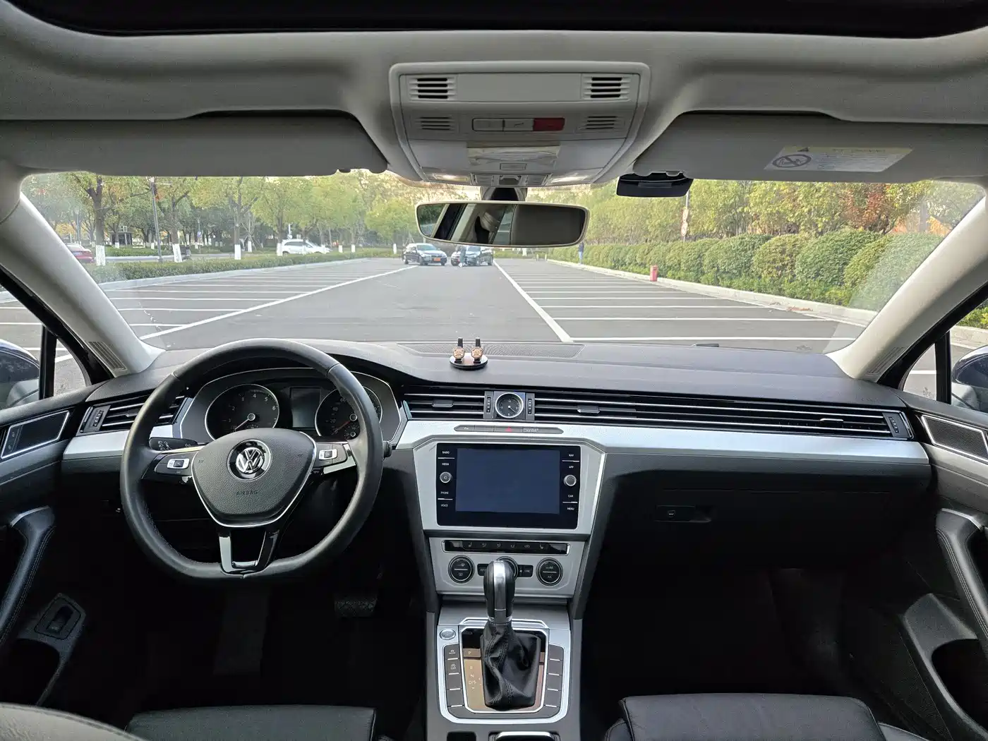 Volkswagen Weilan 2018 380TSI 2WD Comfort Edition фото 7