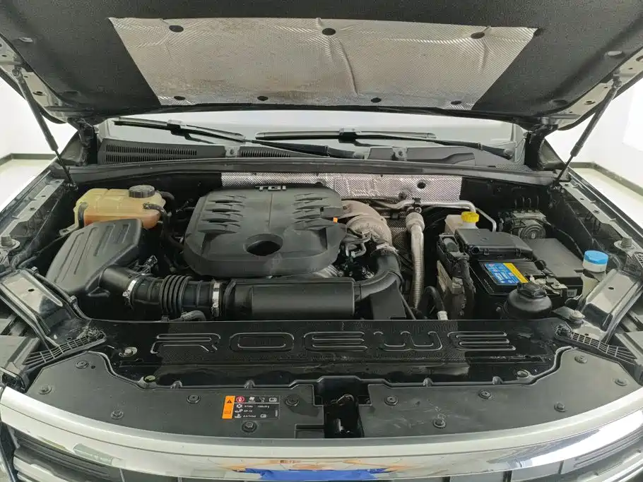 Roewe RX8 2018 2018 30T Smart Internet AWD Flagship Edition