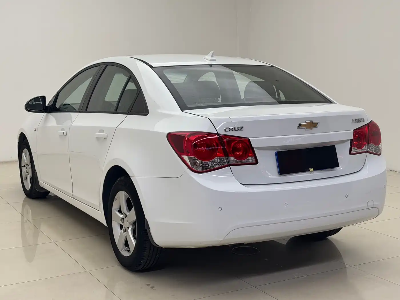 Chevrolet Cruze 2013 Model 1.8L SE AT фото 6