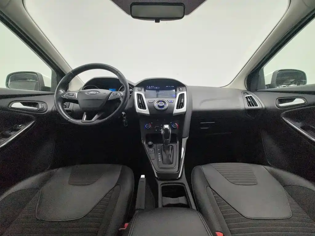 Photo 5 - Ford Focus