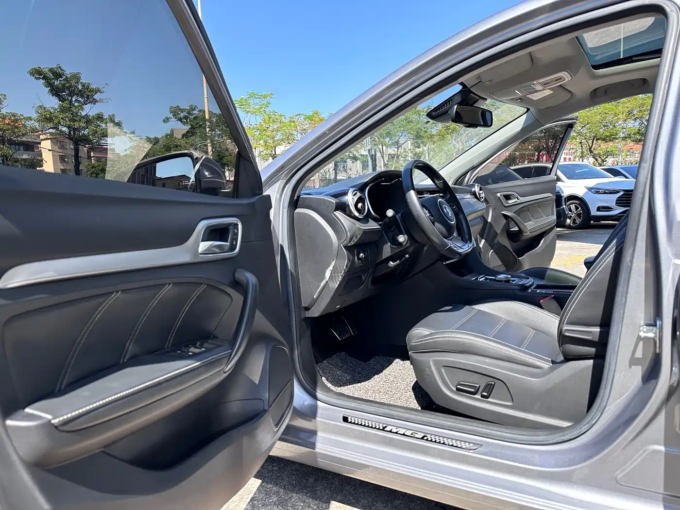 MG 6 New Energy 2018 2018 45T E-DRIVE Smart Hybrid PILOT Super Internet Edition