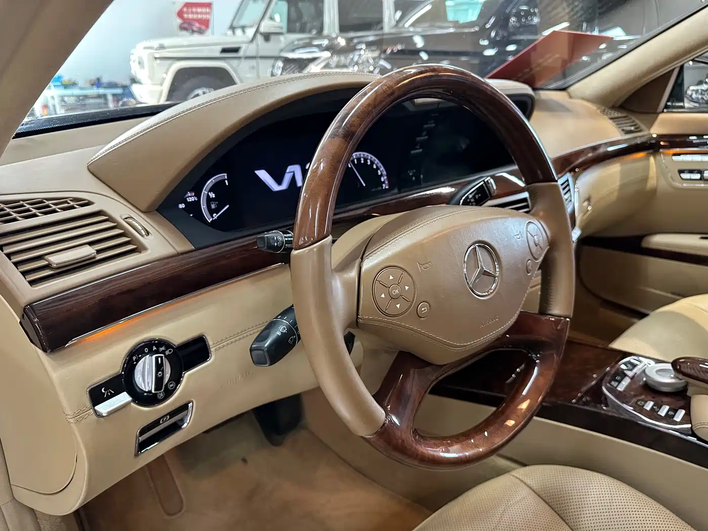 Mercedes-Benz S-Class 2012 S 600 L Grand Edition фото 8