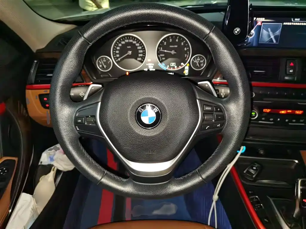 BMW 3 Series 2014 320Li Luxury Design Package фото 3