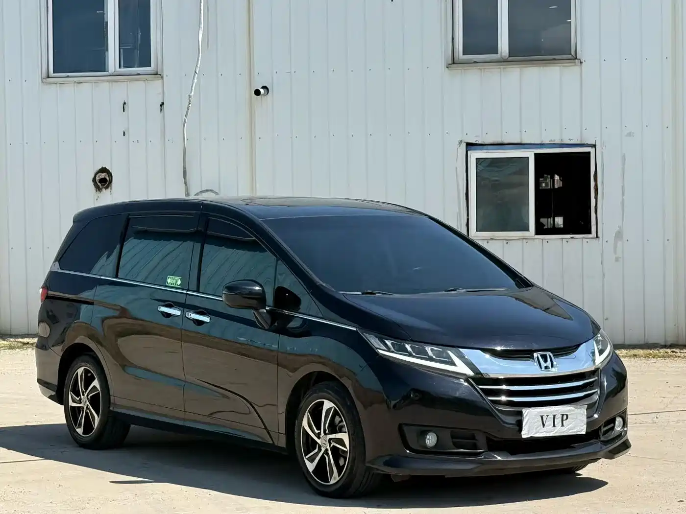 Фото 3 - Honda Odyssey