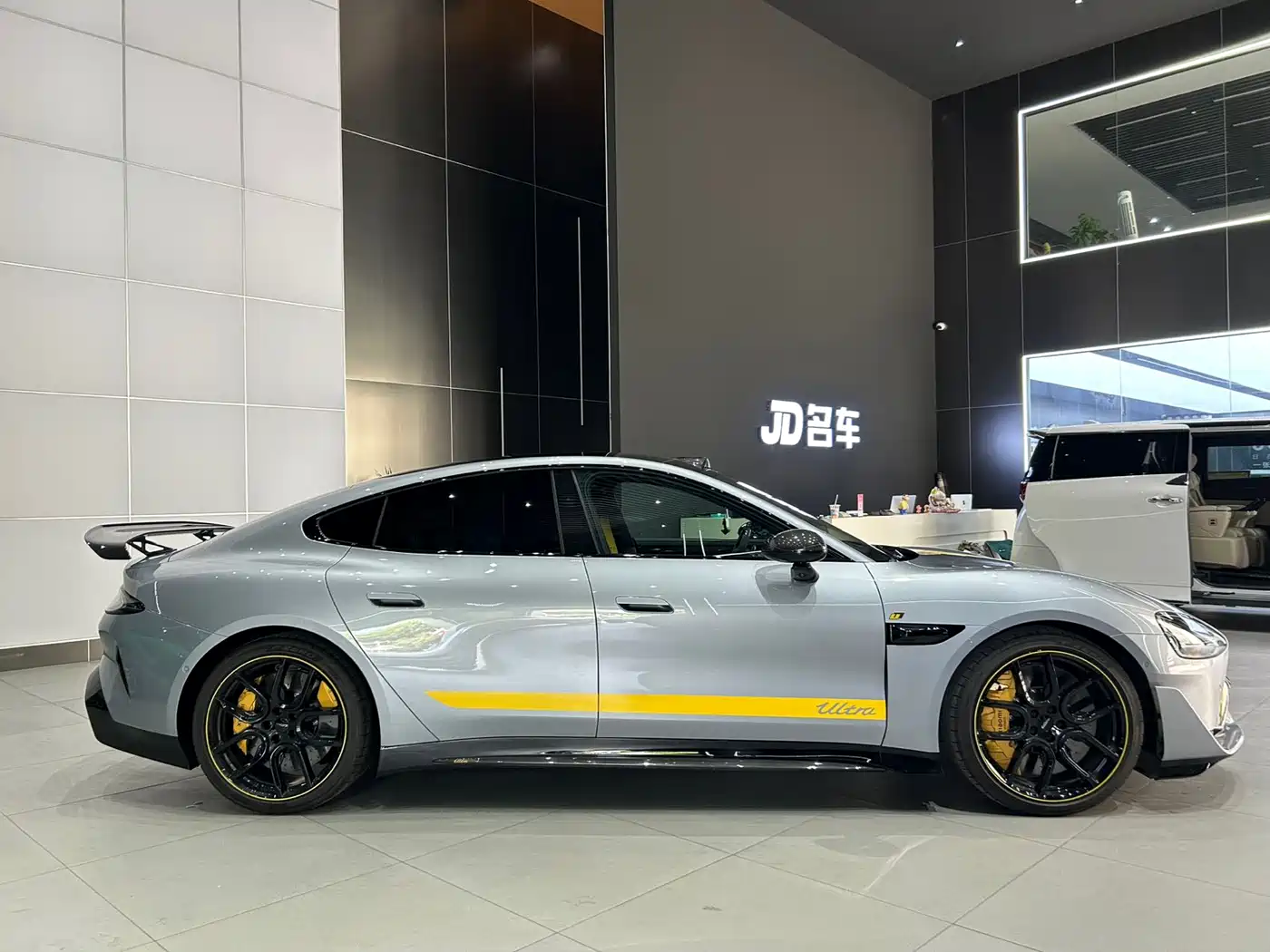 XIAOMI CAR XIAOMI SU7 ULTRA